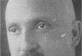 ÉJJEL AZ OMNIBUSZ TETEJÉNRŐL KÖSZÖNTJÜK A SZÖGEDI SZÜLETÉSŰ ZERKOVITZ BÉLÁT A SZÜLINAPJÁN