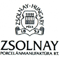 Tiltakozik a Zsolnay a Gróf Palota cserepeinek utángyártása ellen