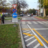 Forgalomelterelés Szegeden: 50 méter bicajozás helyett 700 méter gyalog!