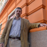 Méltatlan ingatlanüzérkedés a Juhász Gyula utcában Méltatlan ingatlanüzérkedés a Juhász Gyula utcában