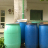 Javaslat a háztartási szennyvizeink közvetlen újrahasznosítására és a saját kerti kútból nyert víz tiszta ivóvízzé alakítására
