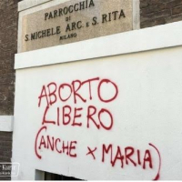 Abortuszpárti provokáció Milánóban – A Lelkipásztor válasza