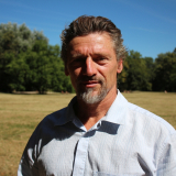 Dr. Szabó László: „Fesztigyál” helyett … Dr. Szabó László: „Fesztigyál” helyett …