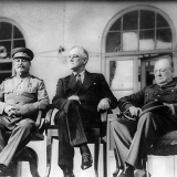 Teheránban a Nyugat eladott bennünket a kommunizmusnak! Teheránban a Nyugat eladott bennünket a kommunizmusnak!