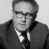 Itt az idő Ukrajna Trianonjára ! – Kissinger 101. szülinapján Itt az idő Ukrajna Trianonjára ! – Kissinger 101. szülinapján