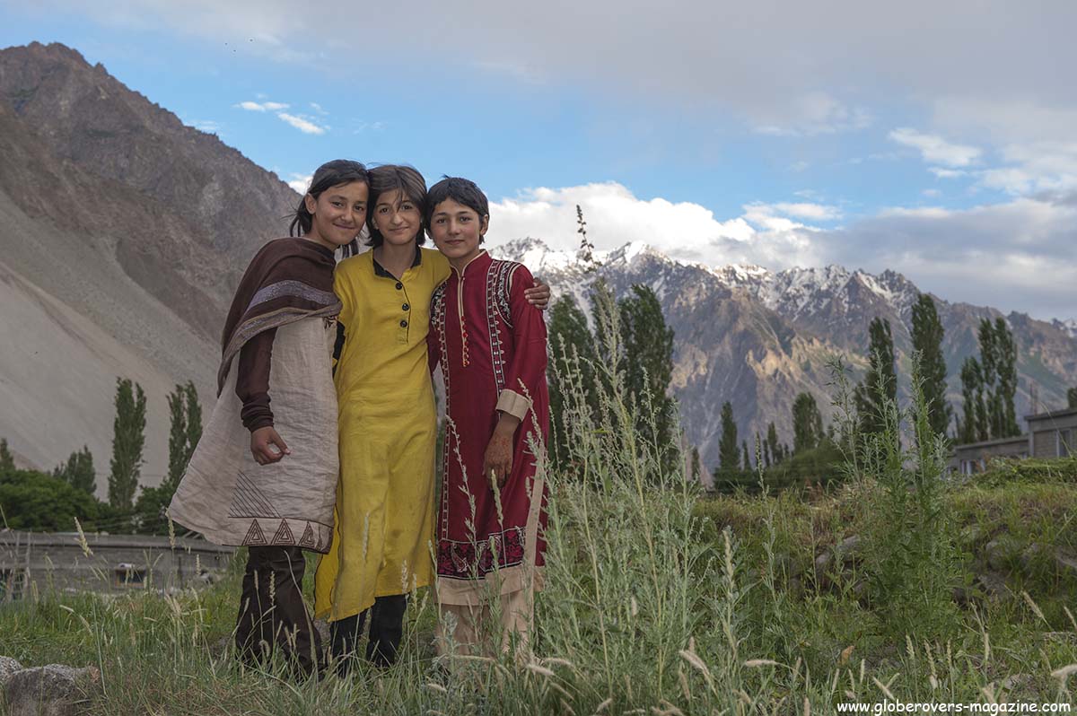 hunza girls